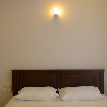 First House Mihintale Hotel Bagian luar foto