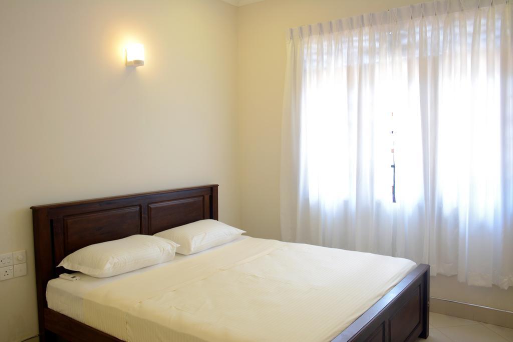 First House Mihintale Hotel Bagian luar foto