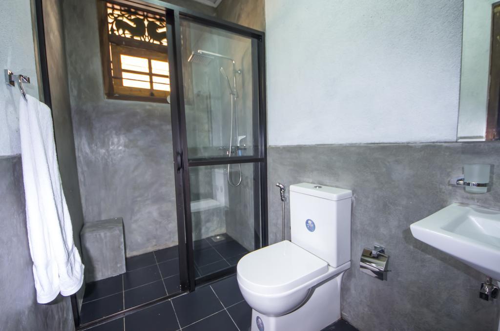 First House Mihintale Hotel Bagian luar foto